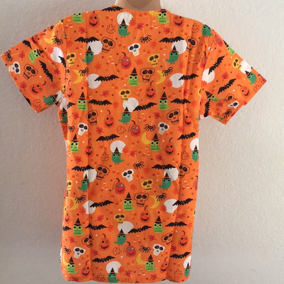 Lydia’s Medical Uniform Scrub Halloween 🎃 - Picture 4 of 6